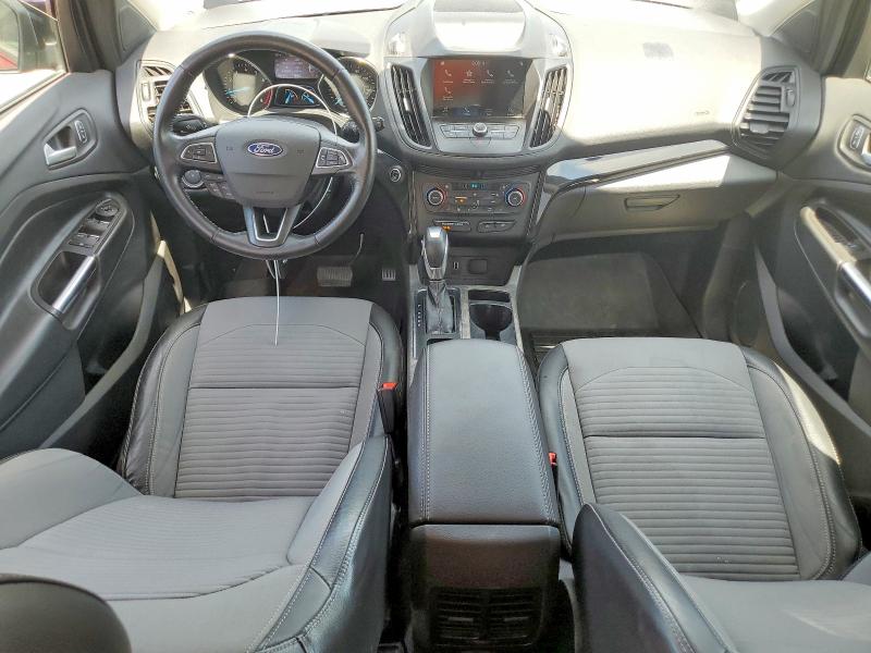 57924836 :رقم المزاد ، 1FMCU0GD4KUC52562 vin ، 2019 Ford Escape مزاد بيع