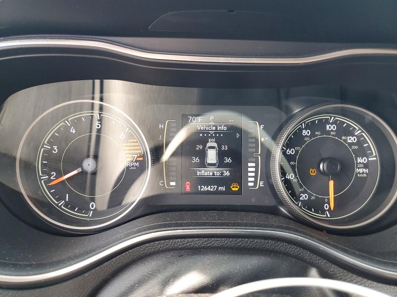 54999716 :رقم المزاد ، 1C4PJMLB9KD410517 vin ، 2019 Jeep Cherokee مزاد بيع