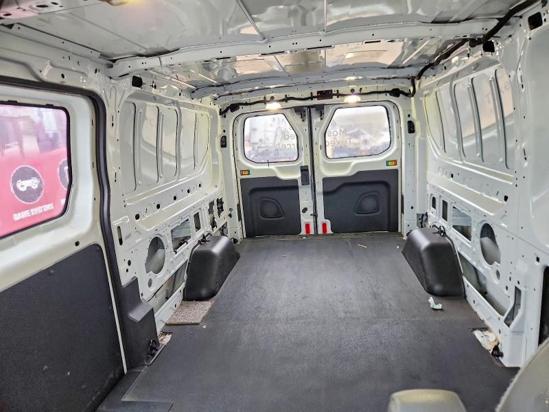 56481346 :رقم المزاد ، 1FTYR2YM9JKA27540 vin ، 2018 Ford Transit مزاد بيع