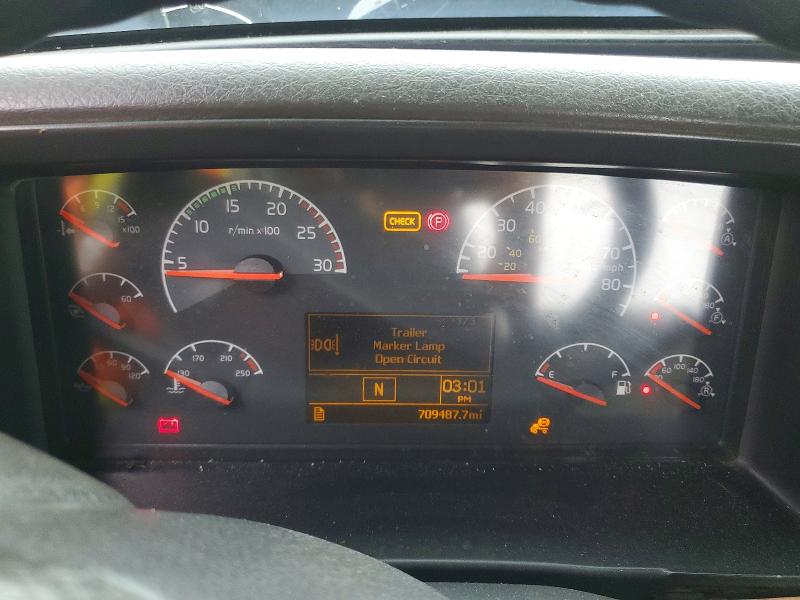 2007 Volvo Vnl მანქანა იყიდება აუქციონზე, vin: 4V4NC9GHX7N423781, აუქციონის ნომერი: 57200986