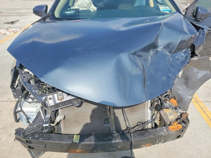 56704746 :رقم المزاد ، 5YFBURHE5KP880137 vin ، 2019 Toyota Corolla مزاد بيع