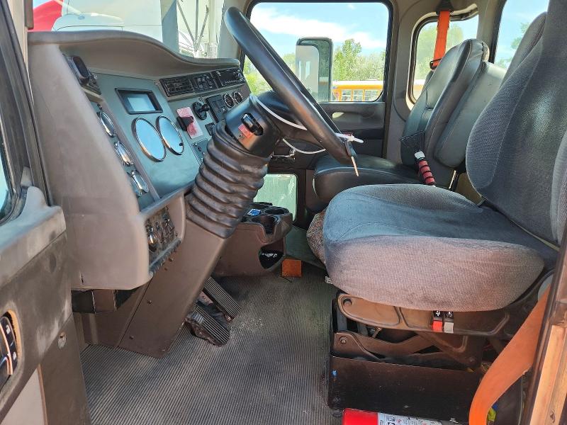 57896136 :رقم المزاد ، 2XKHAJ7X5FM462708 vin ، 2015 Kenworth T370 مزاد بيع