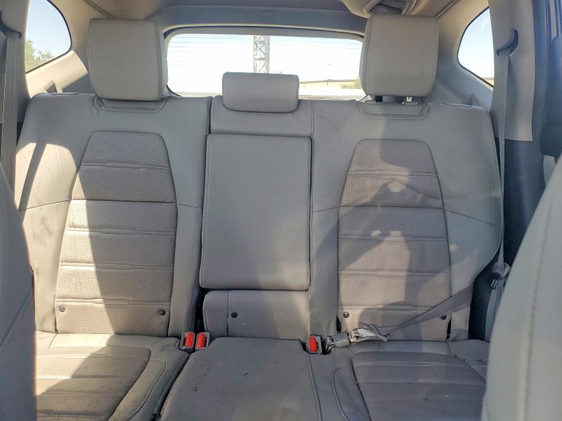 55629556 :رقم المزاد ، 5J6RW2H86HL076306 vin ، 2017 Honda Cr-v مزاد بيع
