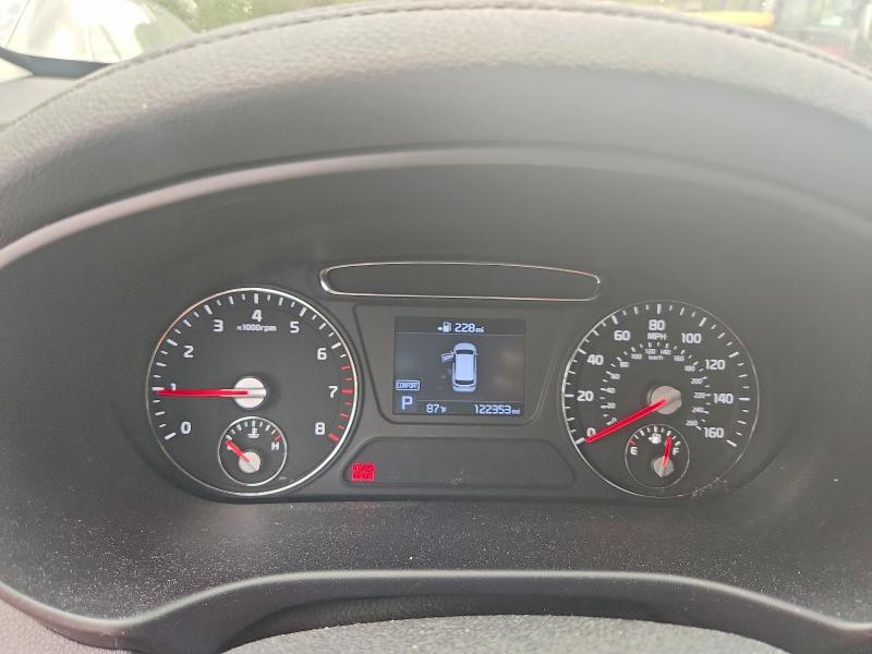 57160956 :رقم المزاد ، 5XYPG4A32LG706797 vin ، 2020 Kia Sorento مزاد بيع