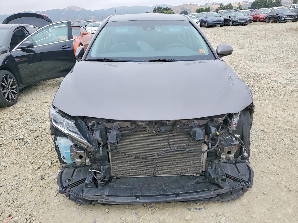 Продажа на аукционе авто 2019 Toyota Camry, vin: 4T1B11HK9KU838360, номер лота: 55770846