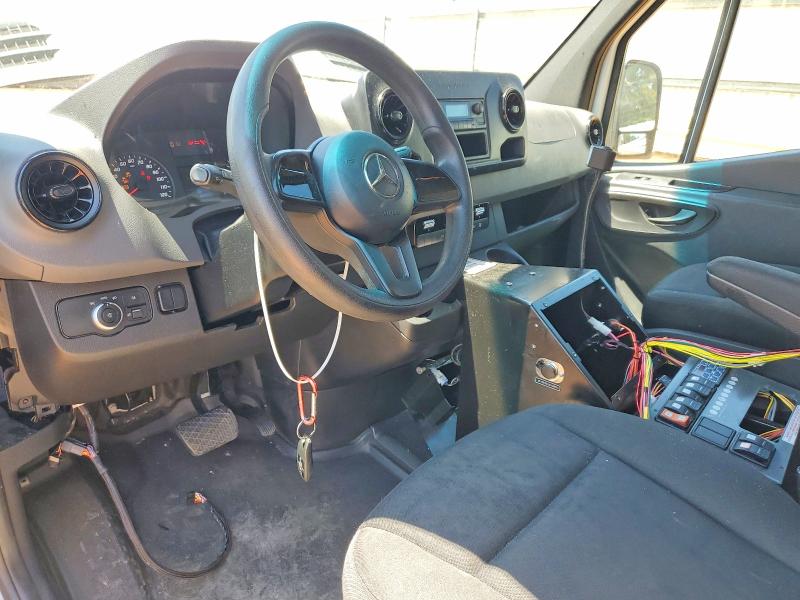 56834206 :رقم المزاد ، WD4PF0CD7KP039020 vin ، 2019 Mercedes-benz Sprinter مزاد بيع