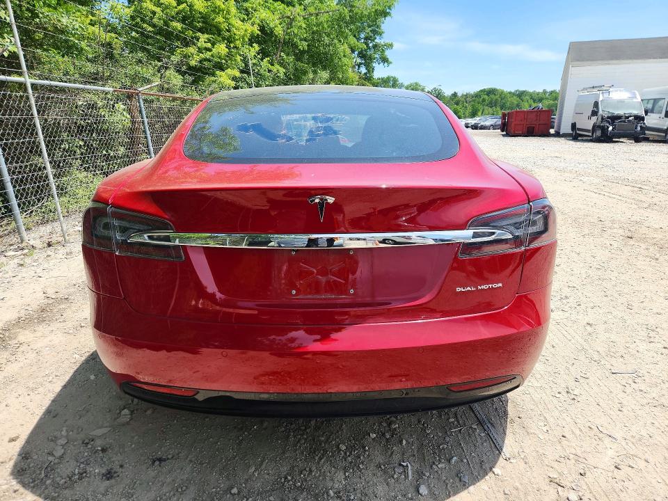 2019 Tesla Model S მანქანა იყიდება აუქციონზე, vin: 5YJSA1E26KF334267, აუქციონის ნომერი: 55670946
