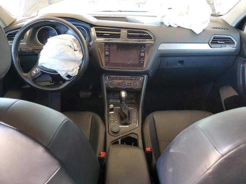 56421566 :رقم المزاد ، 3VV2B7AX7JM172405 vin ، 2018 Volkswagen Tiguan مزاد بيع