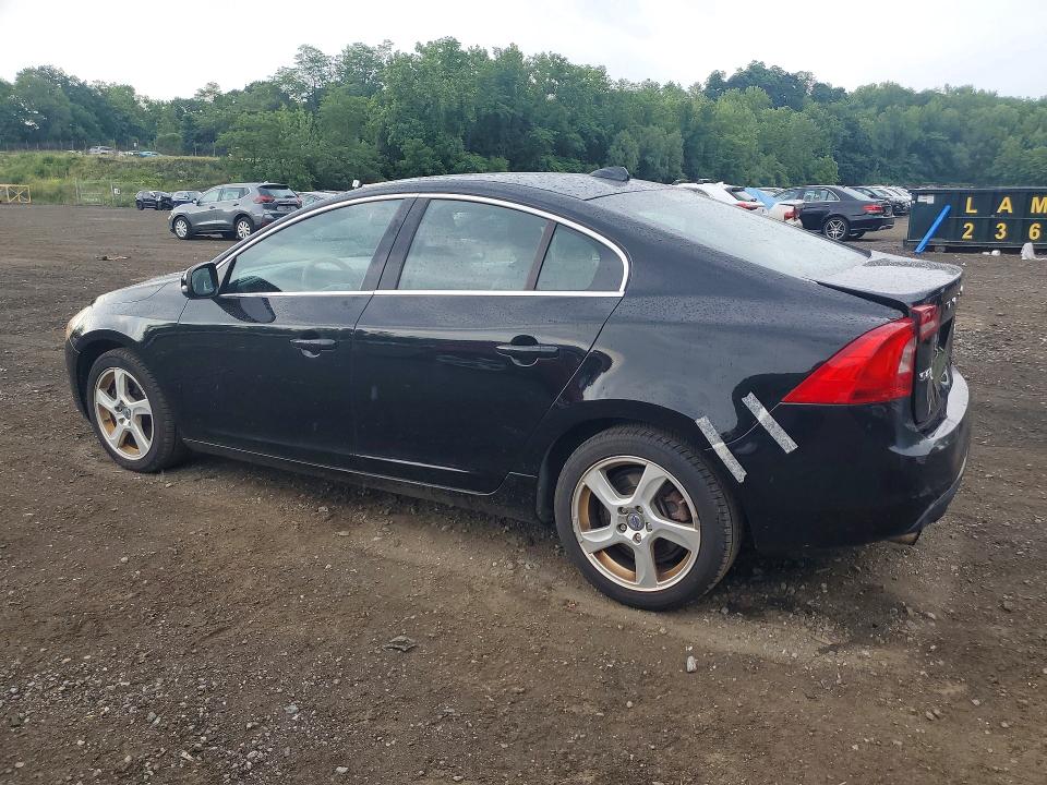 56832926 :رقم المزاد ، YV1622FS9C2038256 vin ، 2012 Volvo S60 مزاد بيع