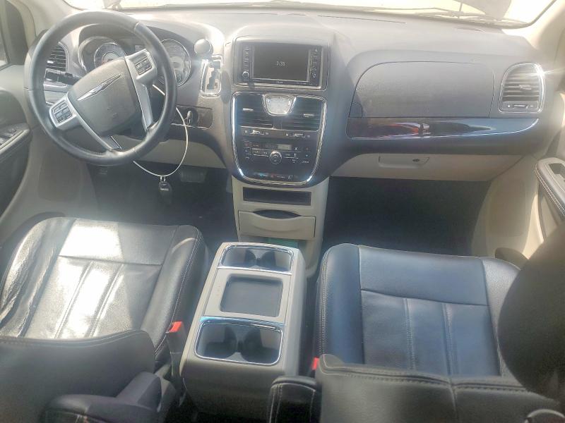 58392796 :رقم المزاد ، 2C4RC1BG1DR743860 vin ، 2013 Chrysler Town & Country مزاد بيع
