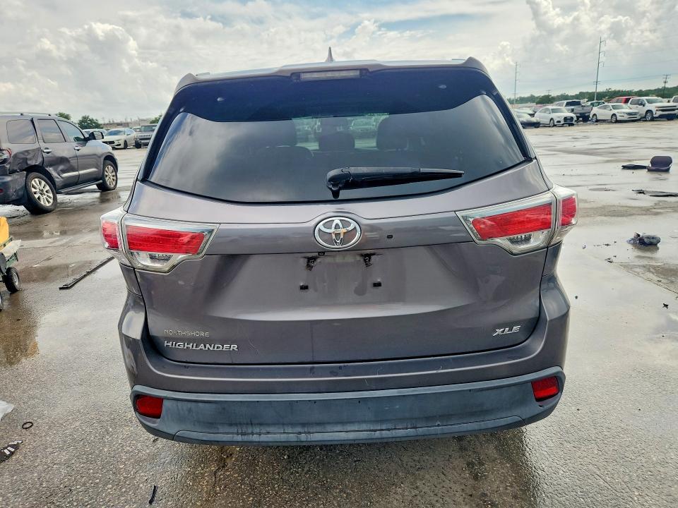 2016 Toyota Highlander მანქანა იყიდება აუქციონზე, vin: 5TDKKRFHXGS173889, აუქციონის ნომერი: 57208236