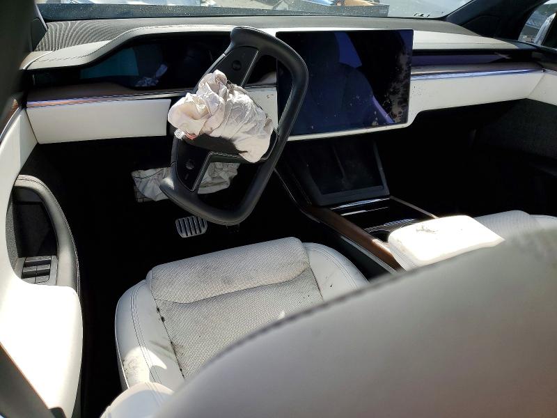 Продажа на аукционе авто 2022 Tesla Model X, vin: 7SAXCBE53NF329261, номер лота: 55973946