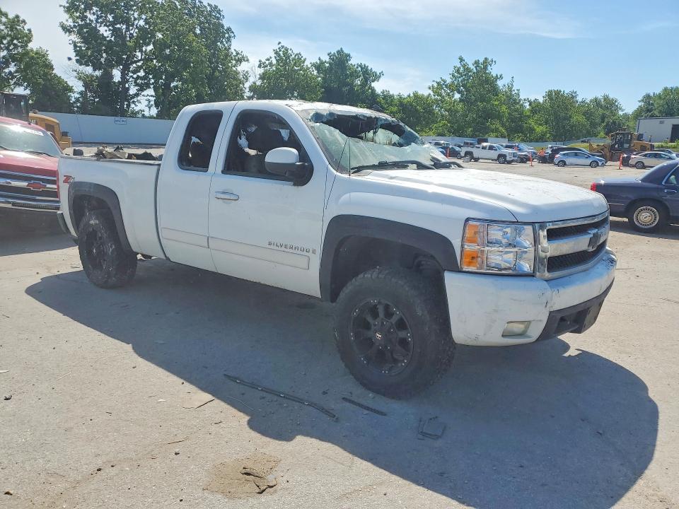 Продаж на аукціоні авто 2008 Chevrolet Silverado, vin: 2GCEK19J981323741, номер лоту: 57074736