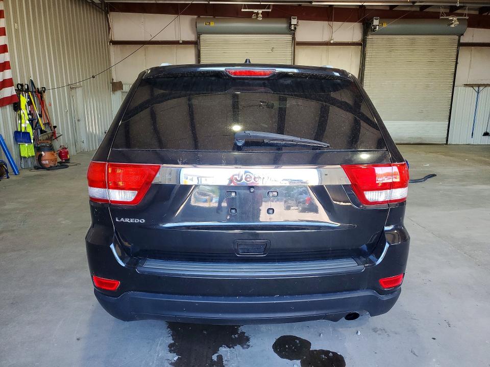 55970786 :رقم المزاد ، 1J4RS4GGXBC577867 vin ، 2011 Jeep Grand Cherokee مزاد بيع