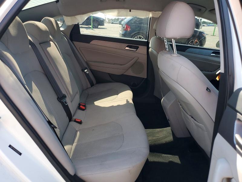 Продажа на аукционе авто 2018 Hyundai Sonata, vin: 5NPE34AF0JH655528, номер лота: 58600466