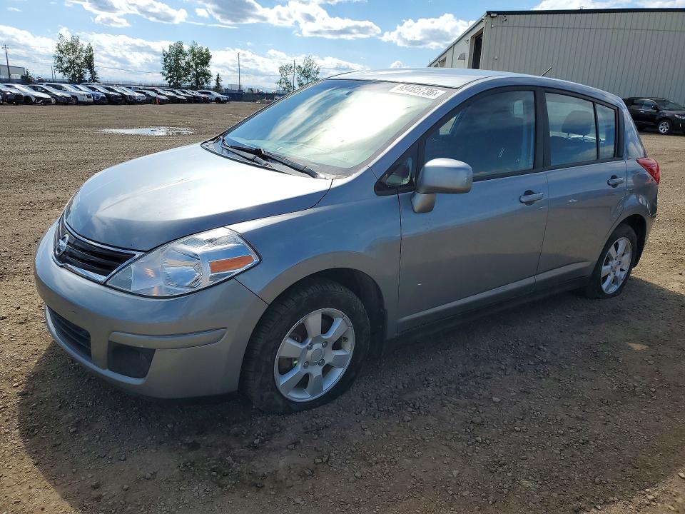 58465736 :رقم المزاد ، 3N1BC1CP4BL477246 vin ، 2011 Nissan Versa مزاد بيع