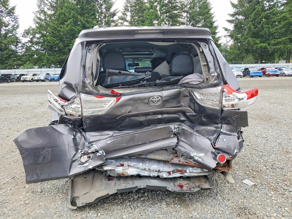 Продаж на аукціоні авто 2017 Toyota Sienna, vin: 5TDXZ3DC4HS779261, номер лоту: 56648046