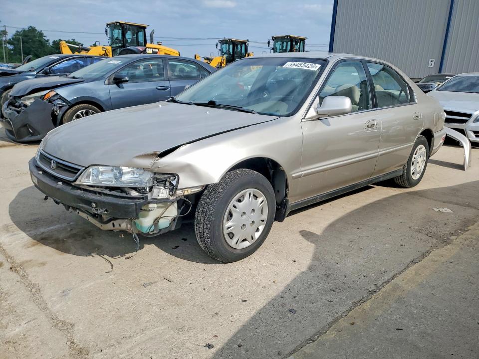 Auction sale of the 1996 Honda Accord, vin: 1HGCD5680TA135393, lot number: 56455426