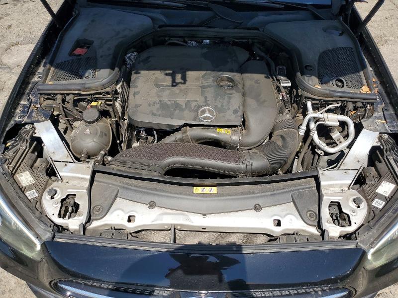 55900376 :رقم المزاد ، W1KZF8DB5MA873412 vin ، 2021 Mercedes-benz E مزاد بيع