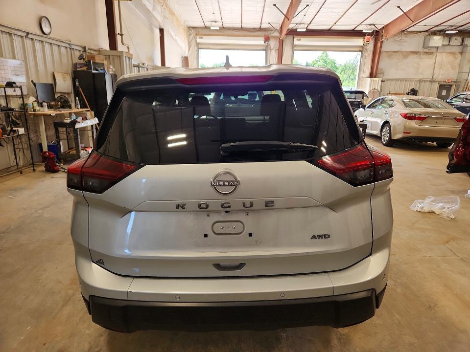 57521466 :رقم المزاد ، 5N1BT3BB4SC832387 vin ، 2025 Nissan Rogue مزاد بيع