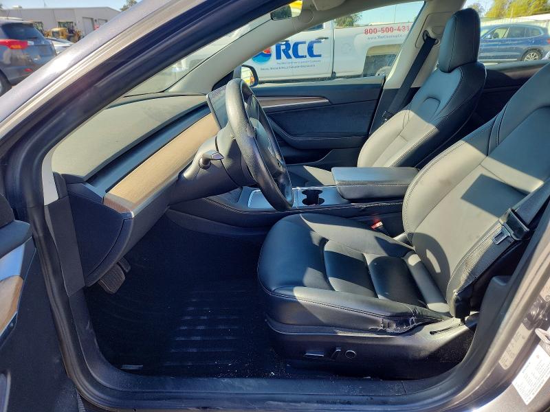 58301676 :رقم المزاد ، 5YJ3E1EA2NF168107 vin ، 2022 Tesla Model 3 مزاد بيع