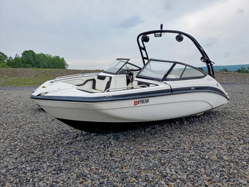 56449806 :رقم المزاد ، YAMC0333J617 vin ، 2017 Yama Boat مزاد بيع