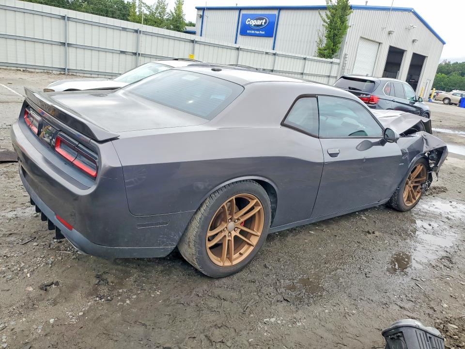 Продажа на аукционе авто 2018 Dodge Challenger, vin: 2C3CDZBT8JH219898, номер лота: 57678526