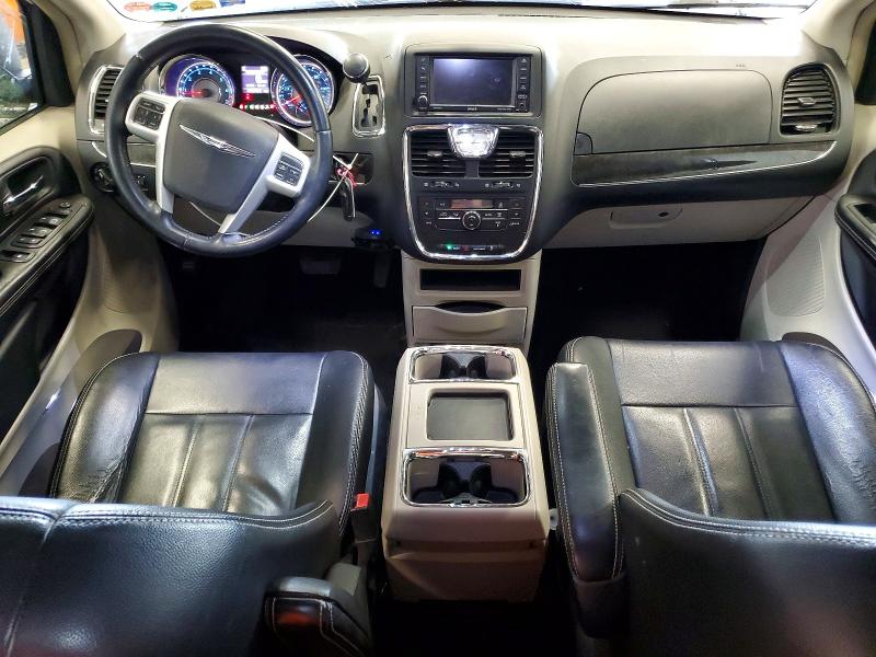 58489596 :رقم المزاد ، 2C4RC1BG3FR534333 vin ، 2015 Chrysler Town & Country مزاد بيع