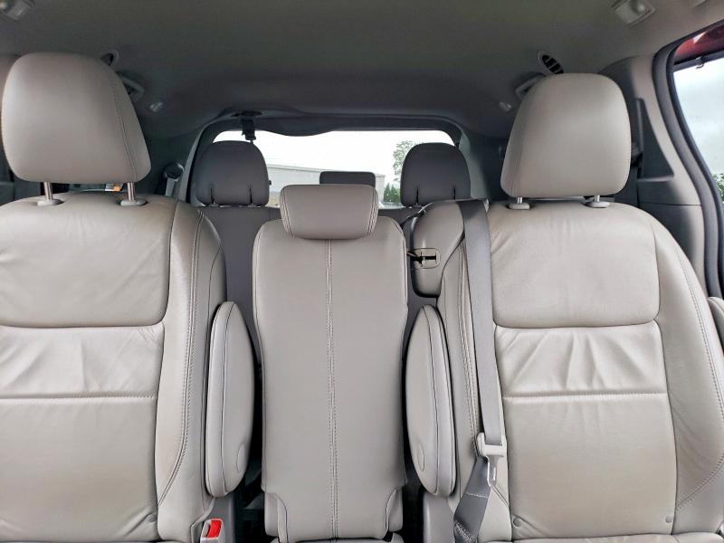 57678986 :رقم المزاد ، 5TDYZ3DC6HS859973 vin ، 2017 Toyota Sienna مزاد بيع