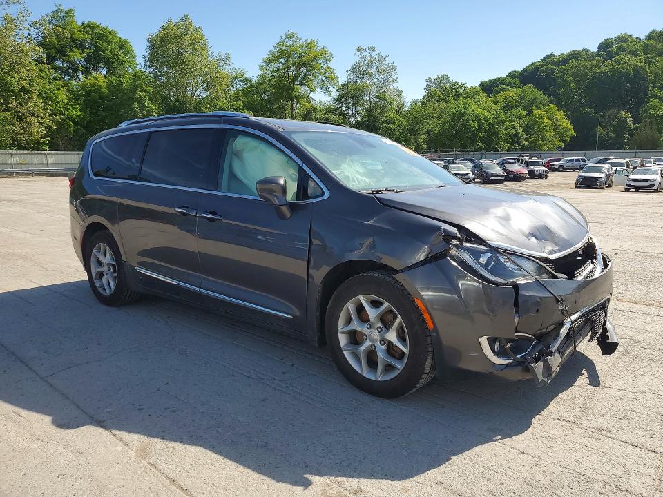 2019 Chrysler Pacifica მანქანა იყიდება აუქციონზე, vin: 2C4RC1EG9KR577404, აუქციონის ნომერი: 55557006