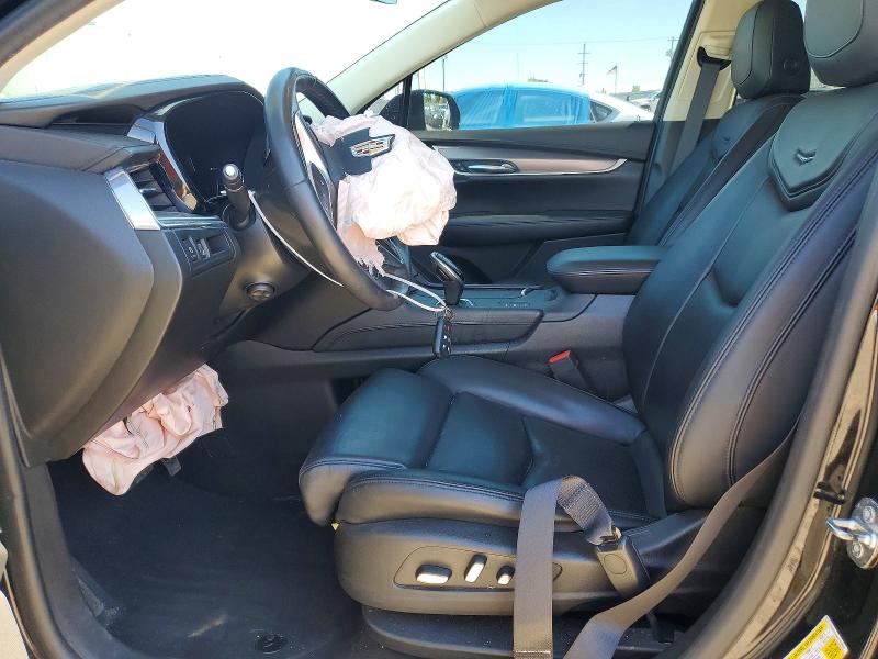 58104686 :رقم المزاد ، 1GYKNERS3HZ103684 vin ، 2017 Cadillac Xt5 مزاد بيع