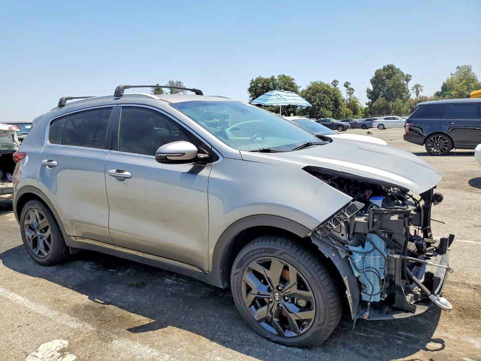 Продажа на аукционе авто 2020 Kia Sportage, vin: KNDP63AC3L7800830, номер лота: 55683056