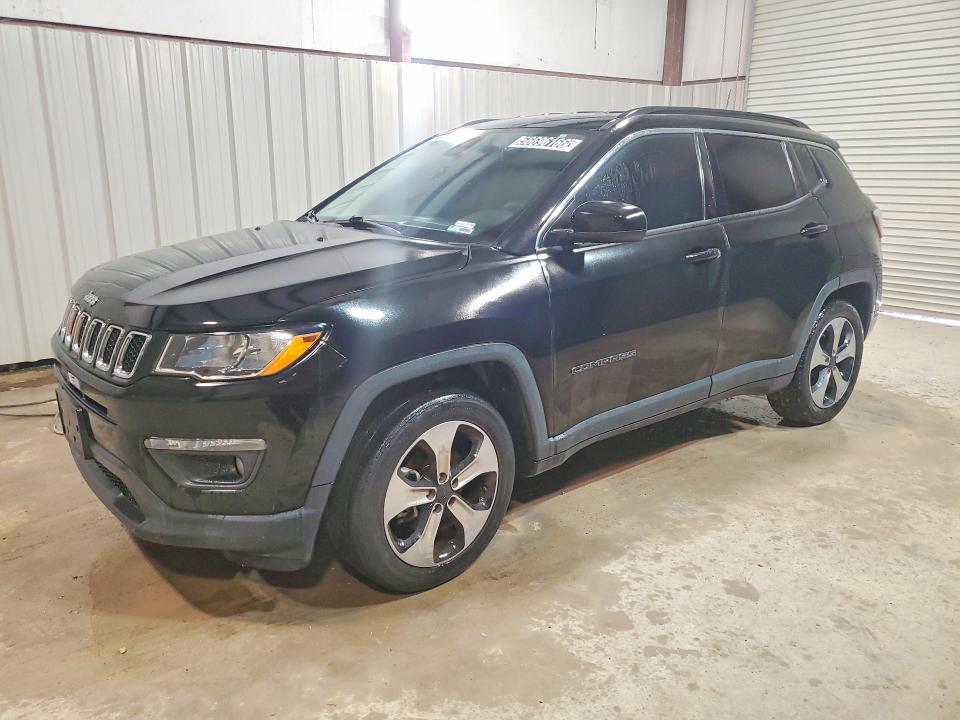 56696166 :رقم المزاد ، 3C4NJCBB1JT102706 vin ، 2018 Jeep Compass مزاد بيع
