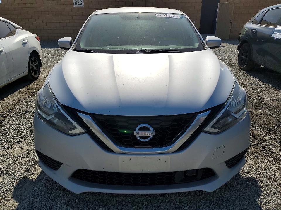 2019 Nissan Sentra მანქანა იყიდება აუქციონზე, vin: 3N1AB7AP5KL605000, აუქციონის ნომერი: 57171716