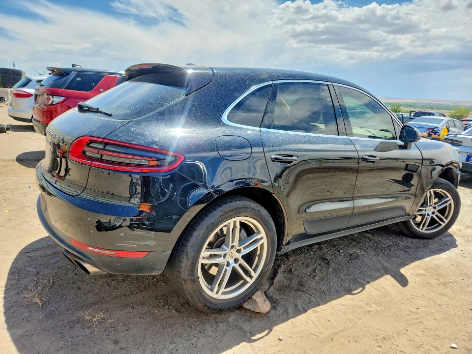 56524486 :رقم المزاد ، WP1AB2A54GLB52973 vin ، 2016 Porsche Macan مزاد بيع