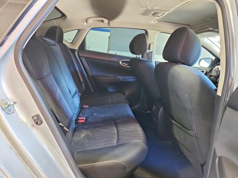 55735346 :رقم المزاد ، 3N1AB7AP5KY361559 vin ، 2019 Nissan Sentra مزاد بيع