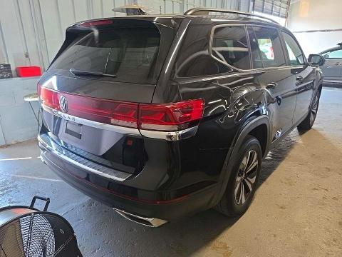 Продажа на аукционе авто 2024 Volkswagen Atlas, vin: 1V2DR2CAXRC503102, номер лота: 57911736