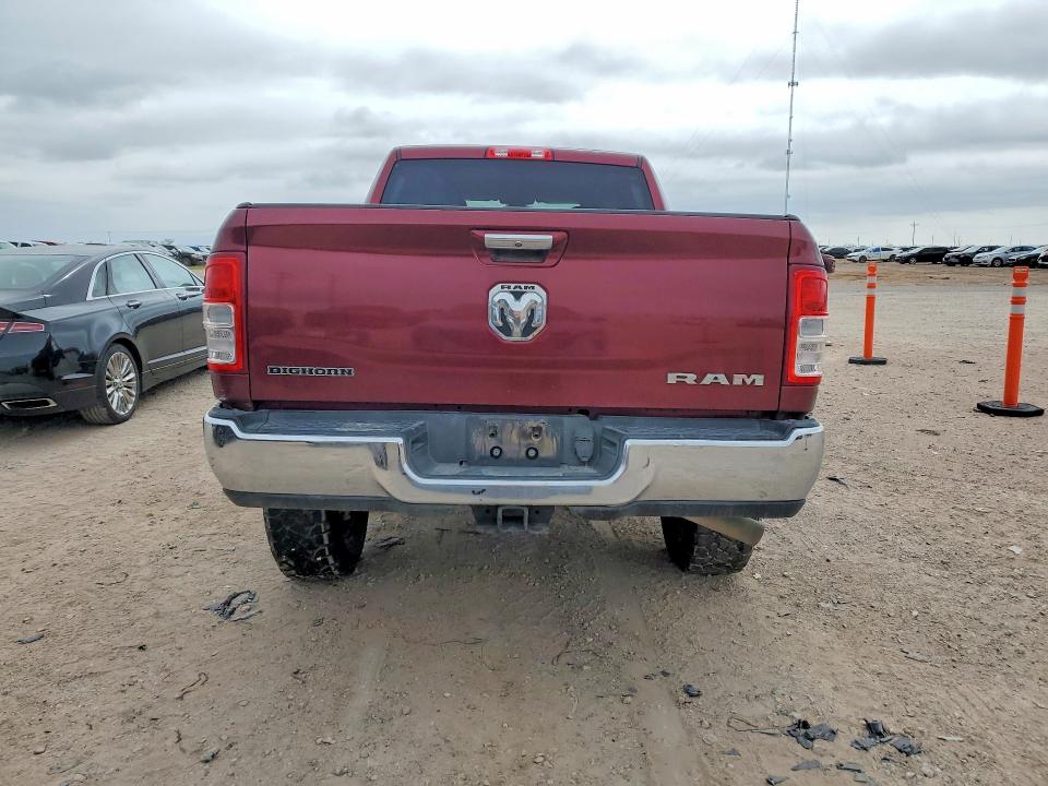 56584656 :رقم المزاد ، 3C6UR5DJ9KG518864 vin ، 2019 Ram 2500 مزاد بيع