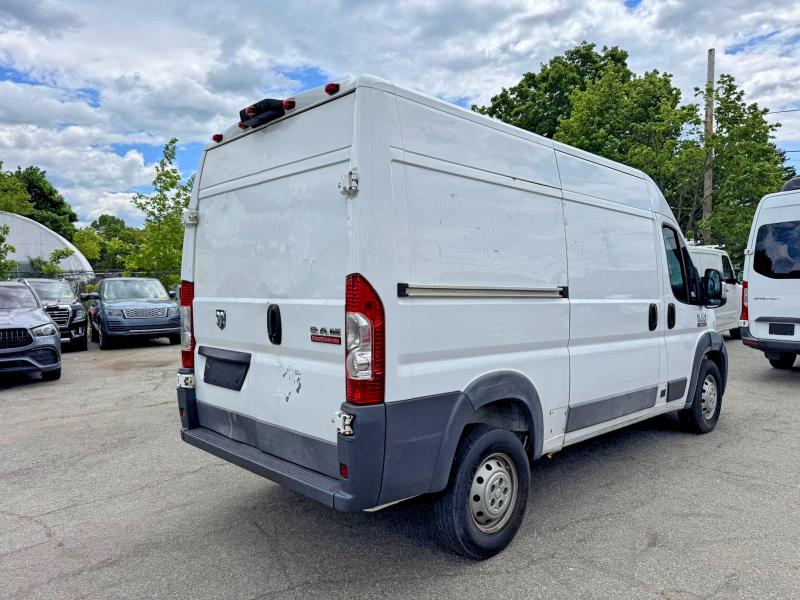 56151776 :رقم المزاد ، 3C6TRVBG6HE517078 vin ، 2017 Ram Promaster 1500 مزاد بيع