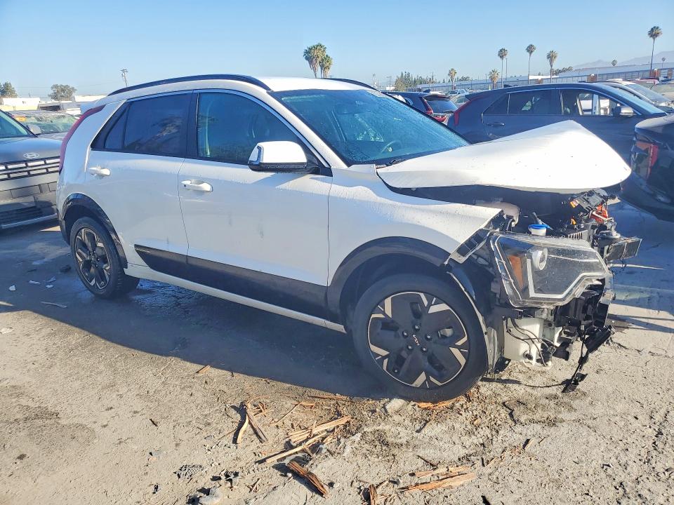 Продажа на аукционе авто 2023 Kia Niro, vin: KNDCR3L18P5045242, номер лота: 56882796