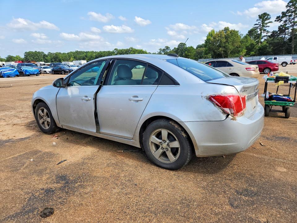 57652756 :رقم المزاد ، 1G1PE5SB3G7175669 vin ، 2016 Chevrolet Cruze مزاد بيع