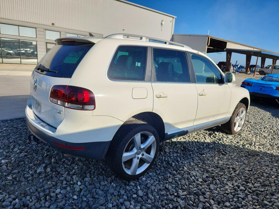 Продажа на аукционе авто 2010 Volkswagen Touareg, vin: WVGBF7A9XAD000817, номер лота: 56740846
