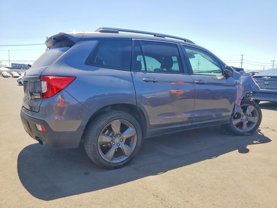56735486 :رقم المزاد ، 5FNYF8H91MB041313 vin ، 2021 Honda Passport مزاد بيع