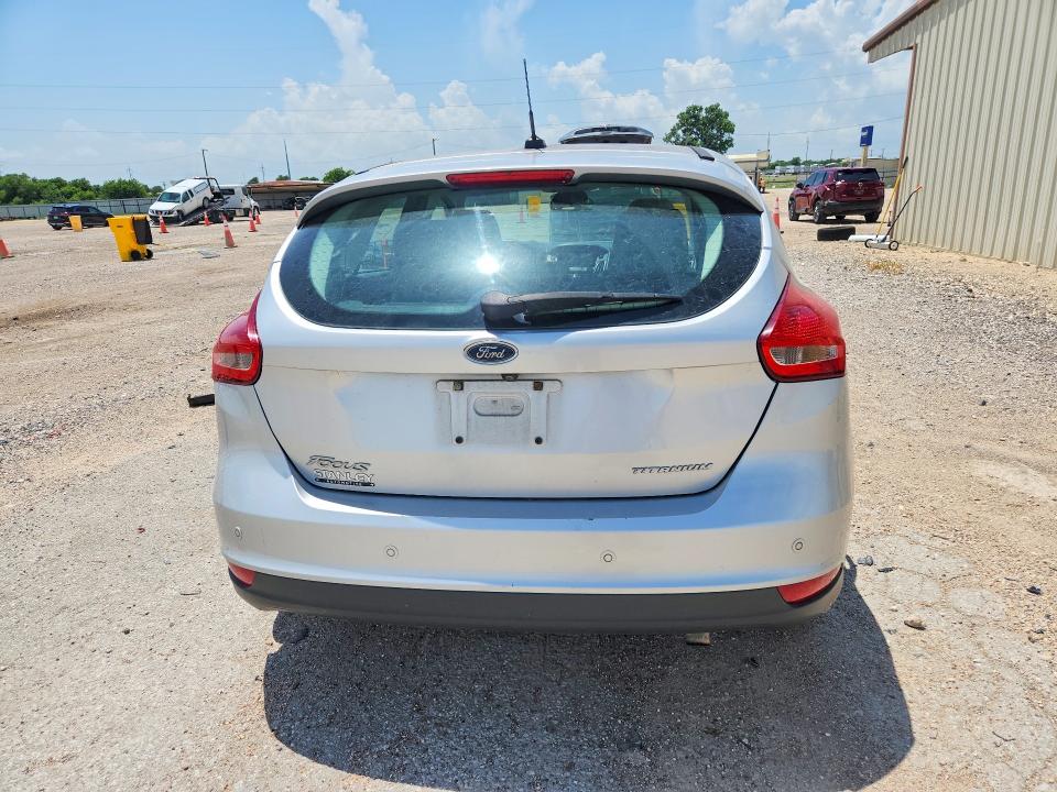 56648426 :رقم المزاد ، 1FADP3N28HL272434 vin ، 2017 Ford Focus Titanium 4d Ha مزاد بيع