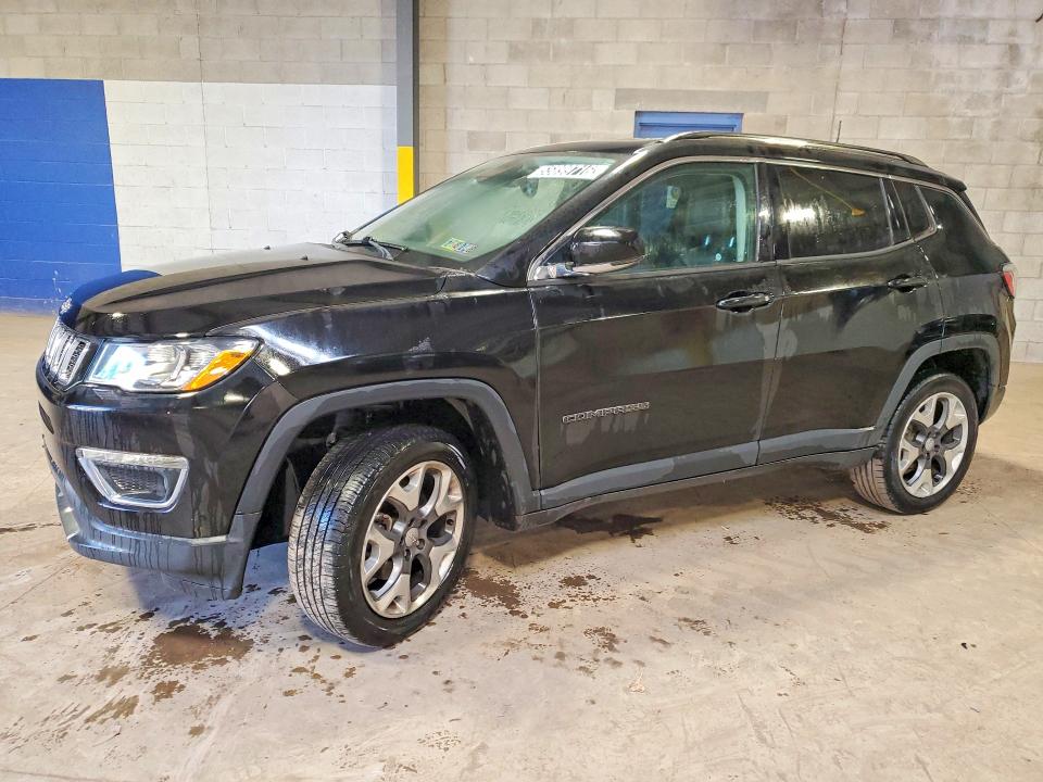 55899716 :رقم المزاد ، 3C4NJDCB6JT113379 vin ، 2018 Jeep Compass مزاد بيع