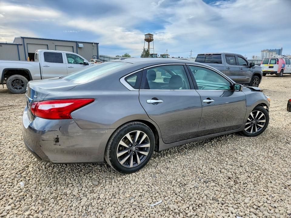 Продажа на аукционе авто 2017 Nissan Altima, vin: 1N4AL3AP2HC276639, номер лота: 55075926