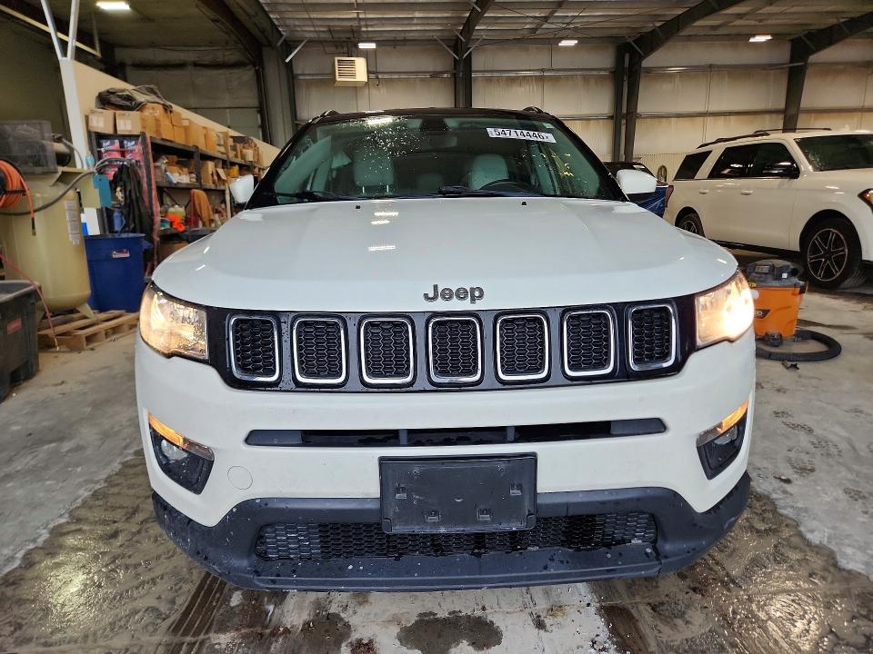2019 Jeep Compass მანქანა იყიდება აუქციონზე, vin: 3C4NJDBB3KT599264, აუქციონის ნომერი: 54714446