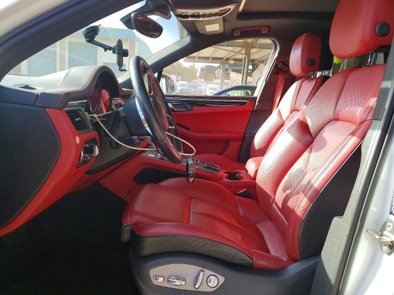 55912636 :رقم المزاد ، WP1AB2A51FLB58146 vin ، 2015 Porsche Macan مزاد بيع