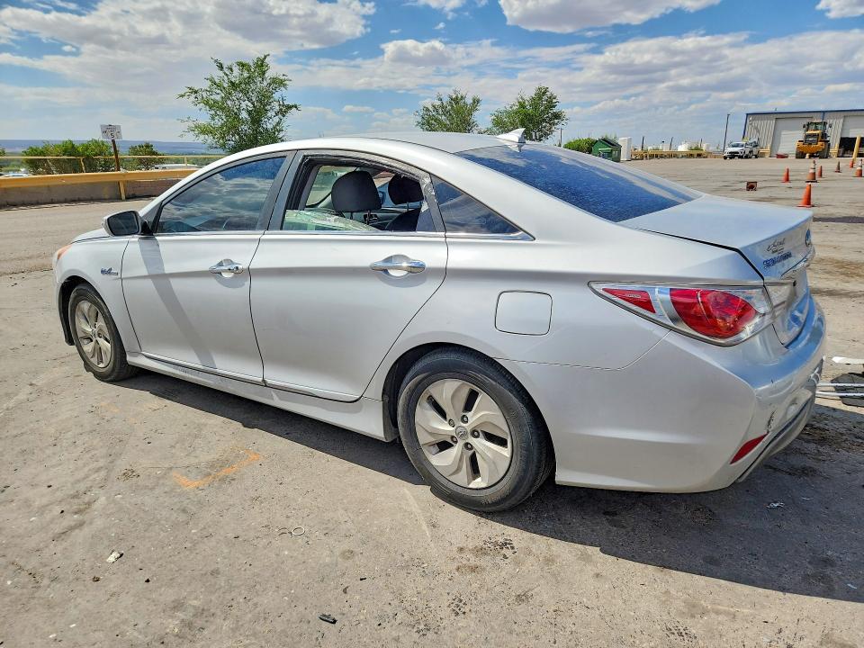58211076 :رقم المزاد ، KMHEC4A49FA137667 vin ، 2015 Hyundai Sonata Hybrid مزاد بيع