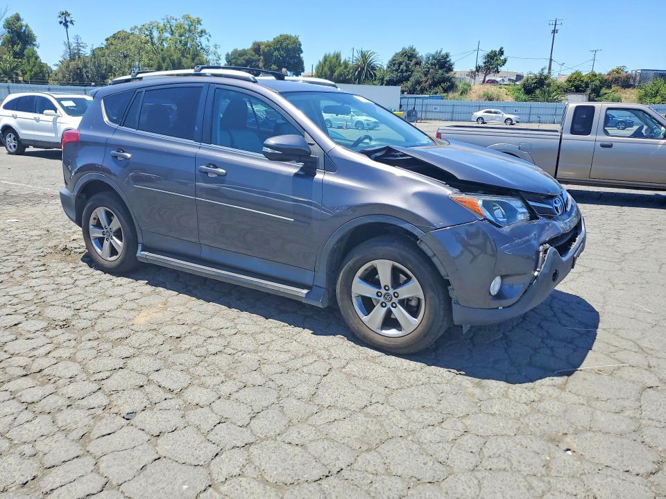 57222496 :رقم المزاد ، 2T3WFREV0FW182482 vin ، 2015 Toyota Rav4 مزاد بيع
